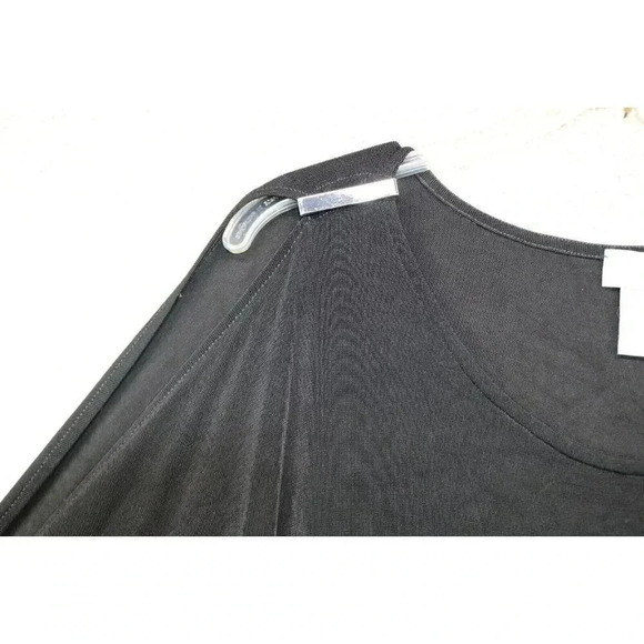 Chico's Travelers Liquid Knit Black Cold Shoulder Top-Size 2-Stretch - Picture 4 of 8